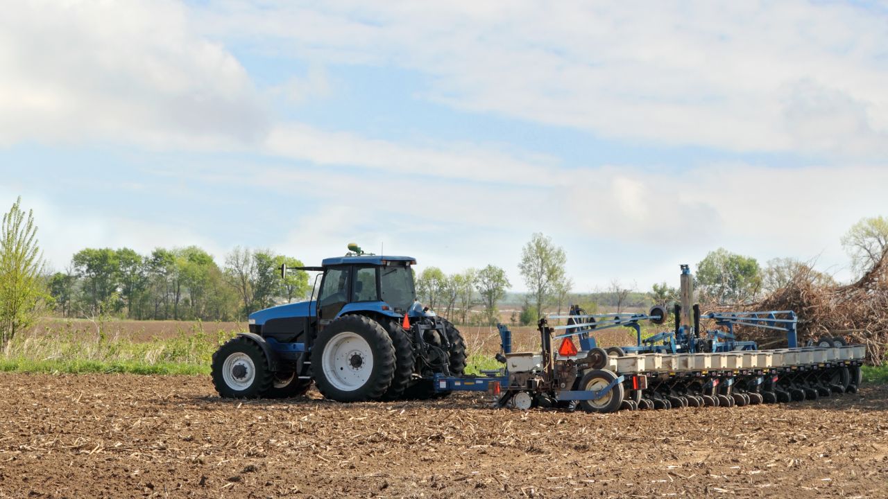 Lucrări agricole de primăvară